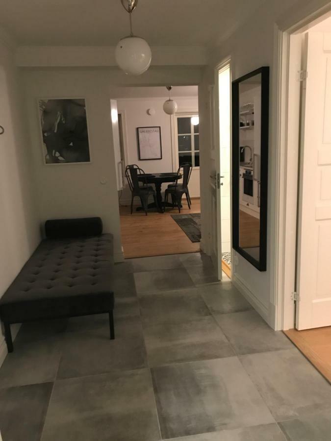 Grebbestad Laegenheter Exterior photo